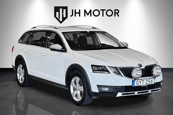 Skoda Octavia Scout 7 of 16