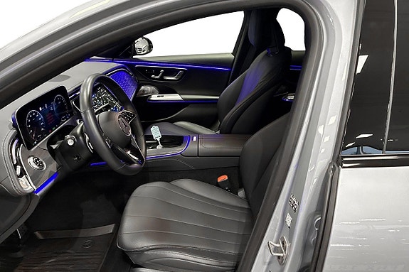 Mercedes-Benz E300 7 of 12