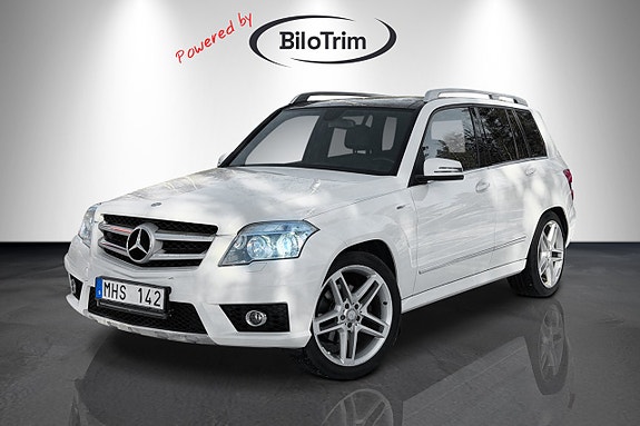 Mercedes-Benz GLK220 2 of 5