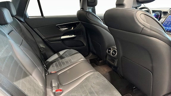 Mercedes-Benz GLC200 5 of 5