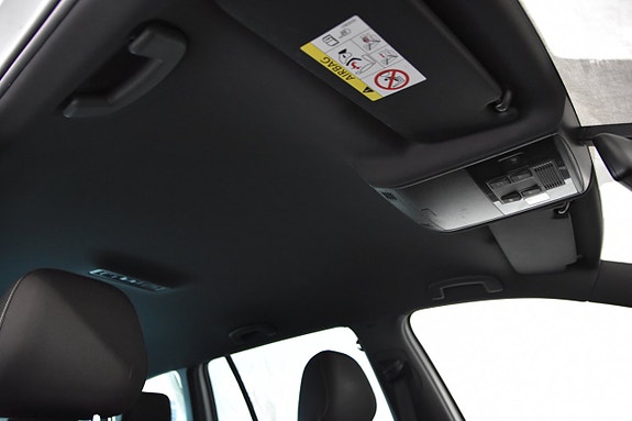 Volkswagen Golf VII 19 of 22