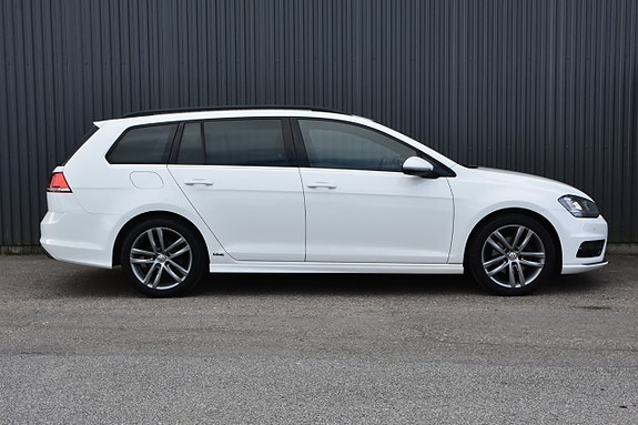 Volkswagen Golf VII 3 of 22