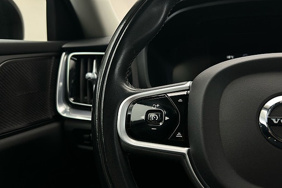 Volvo V60 Cross Country 25 of 28