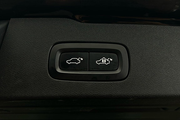 Volvo V60 Cross Country 15 of 28