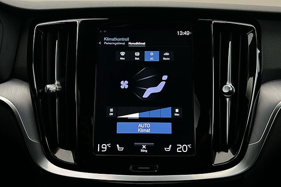 Volvo V60 Cross Country 20 of 28