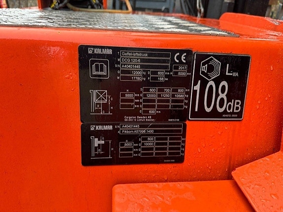 Kalmar DCG120-6 5 of 9