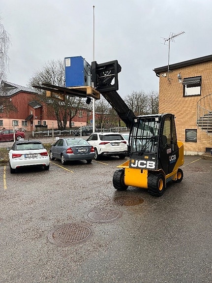 JCB TLT30-19E 2 of 5