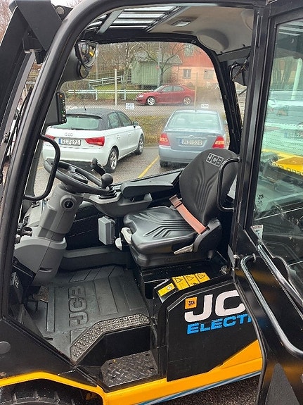 JCB TLT30-19E 3 of 5