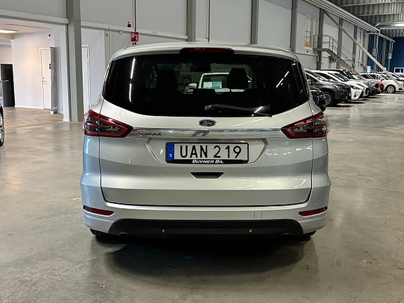 Ford S-MAX 4 of 5
