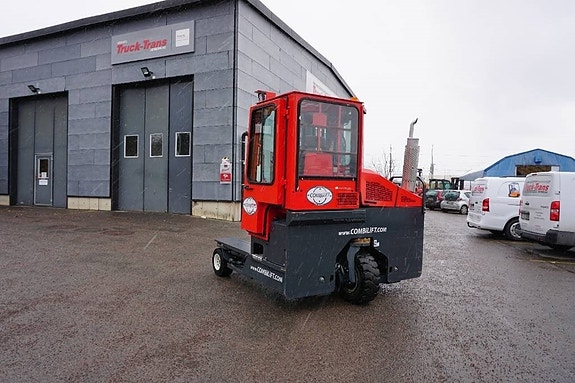 Combilift C4000 2 of 11