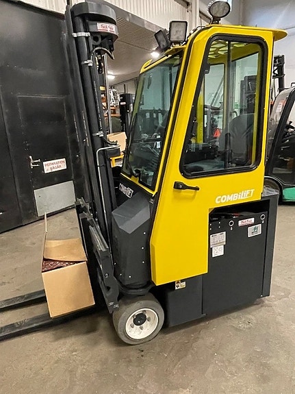 Combilift CBE3000 6 of 11