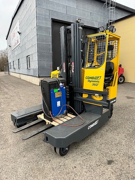 Combilift MR4 2 of 5