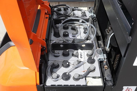 Toyota OSE100 5 of 10