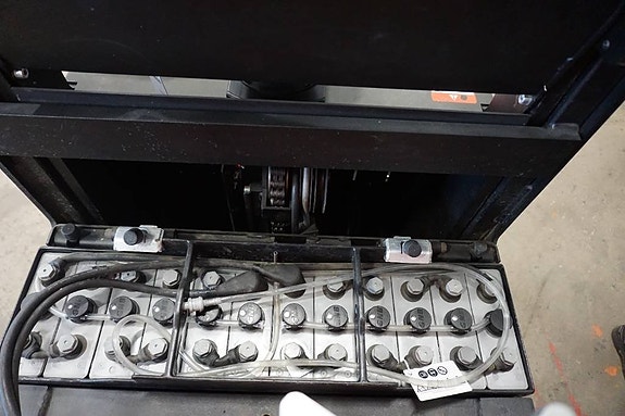 Toyota OSE100 4 of 9