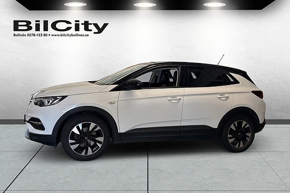 Opel Grandland X 2 of 5