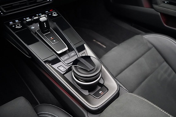Porsche 911 Targa 4 GTS 19 of 30