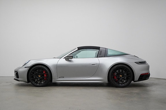 Porsche 911 Targa 4 GTS 4 of 5