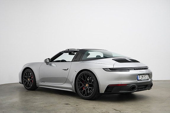 Porsche 911 Targa 4 GTS 5 of 5