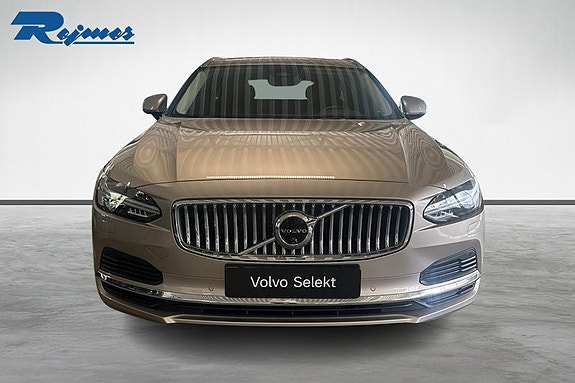 Volvo V90 3 of 5