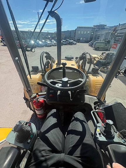 Huddig 1260 - Perfekt gårdsmaskin! 10 of 18