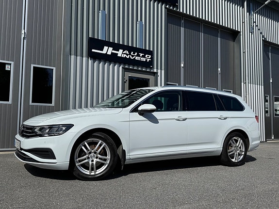 Volkswagen Passat 7 of 23