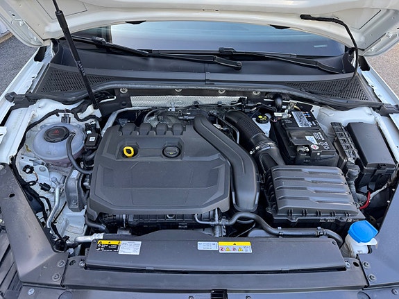 Volkswagen Passat 22 of 23