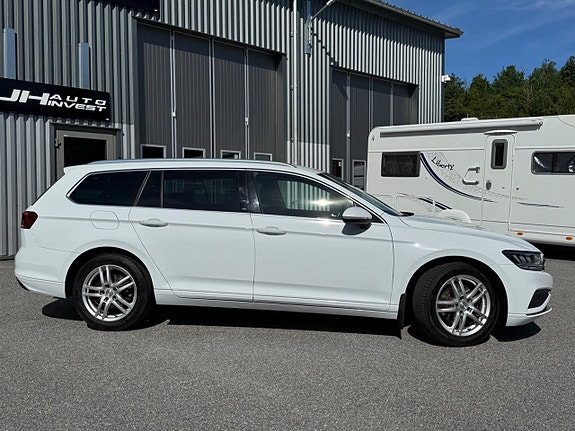 Volkswagen Passat 3 of 5