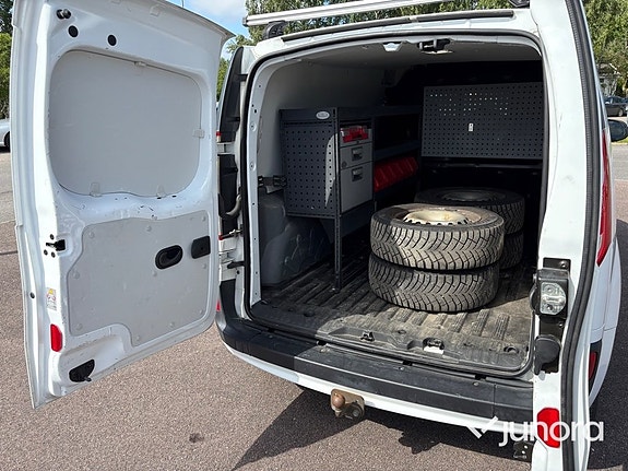 Renault Kangoo Express 11 of 17