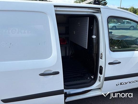 Renault Kangoo Express 14 of 17
