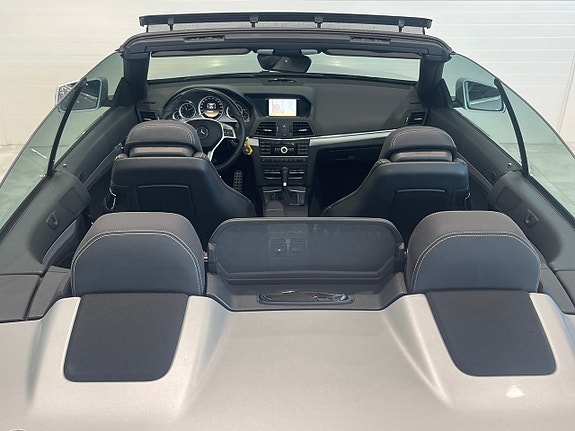 Mercedes-Benz E250 7 of 25