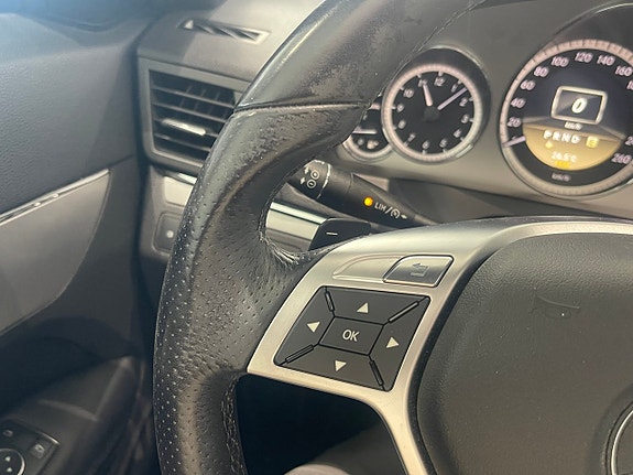 Mercedes-Benz E250 16 of 25