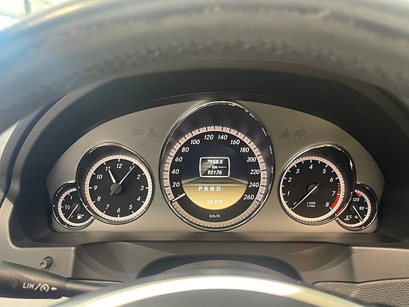 Mercedes-Benz E250 10 of 25