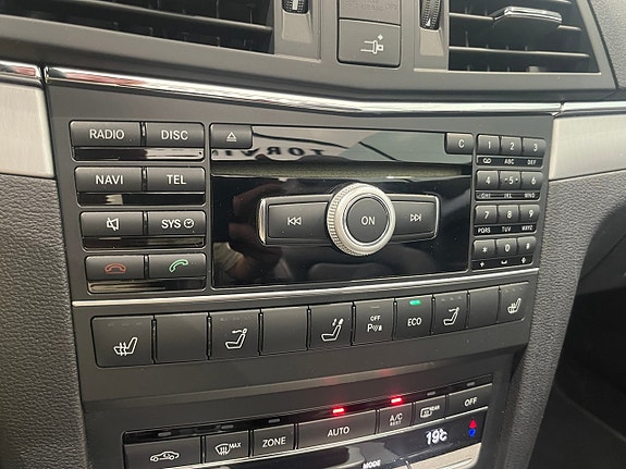 Mercedes-Benz E250 13 of 25