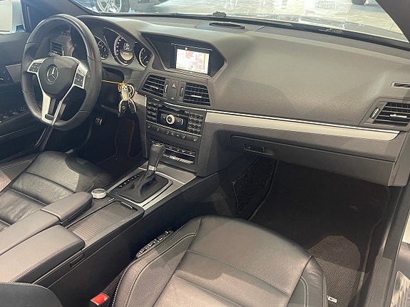 Mercedes-Benz E250 19 of 25