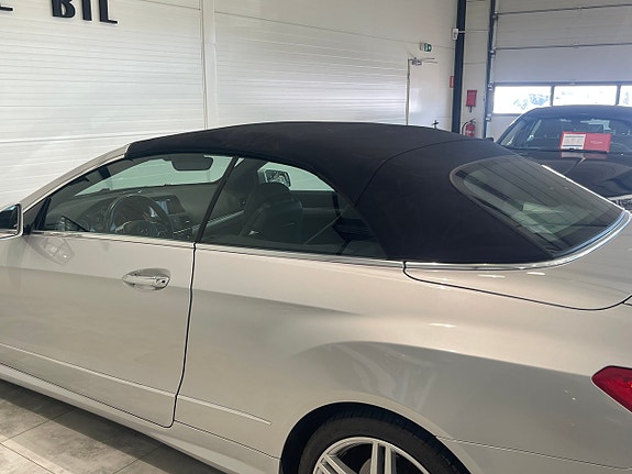 Mercedes-Benz E250 25 of 25