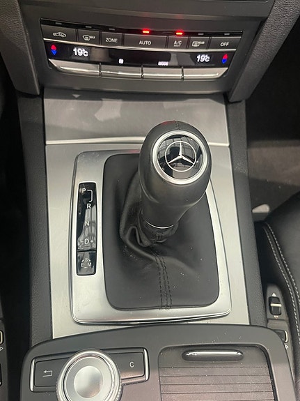 Mercedes-Benz E250 15 of 25