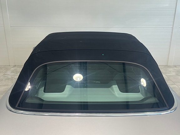 Mercedes-Benz E250 23 of 25