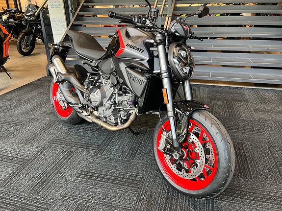 Ducati Monster V2 Sport Livery 4 of 5