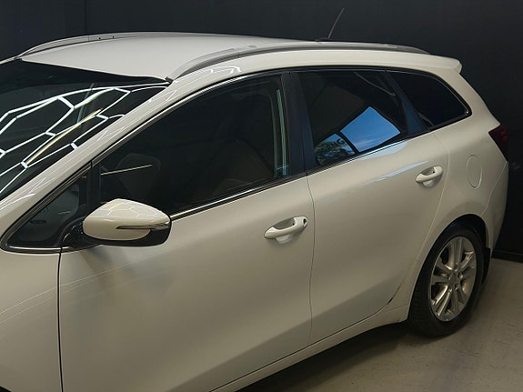 Kia Ceed 14 of 24