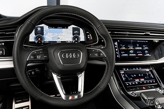 Audi Q8 16 of 22