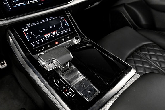 Audi Q8 18 of 22
