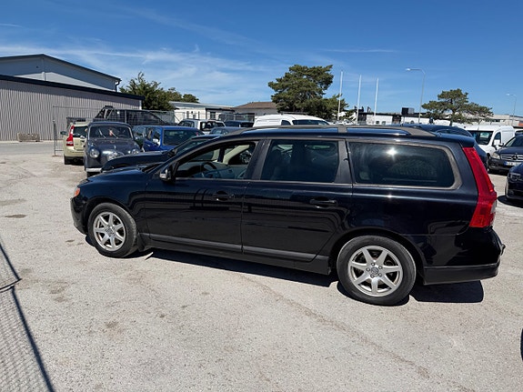 Volvo V70 5 of 5