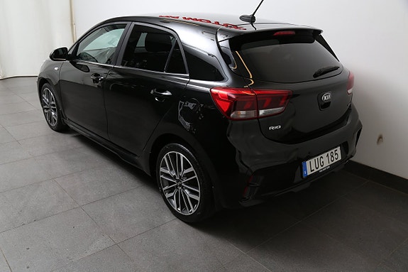 Kia Rio 4 of 5