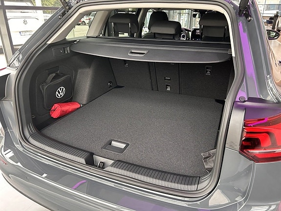 Volkswagen Golf I 3 of 5