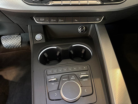 Audi A4 12 of 14