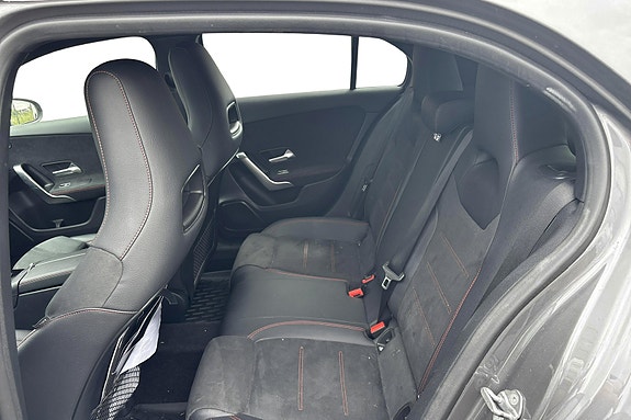 Mercedes-Benz A180 9 of 11