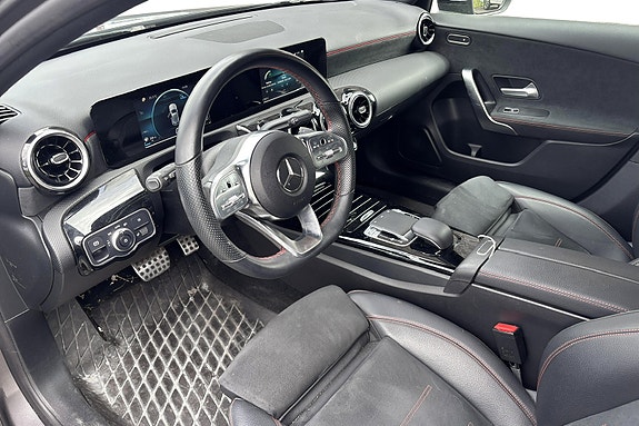 Mercedes-Benz A180 6 of 11