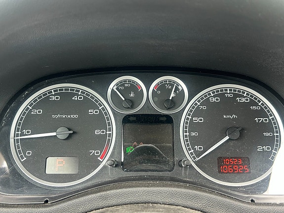 Peugeot 307 10 of 13