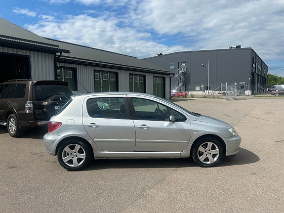 Peugeot 307 4 of 13