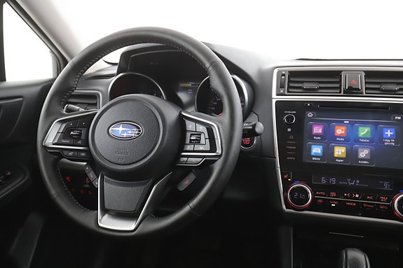 Subaru Outback 14 of 30